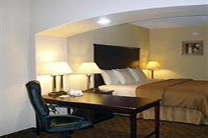 Hotel Courtyard Wiesbaden-nordenstadt