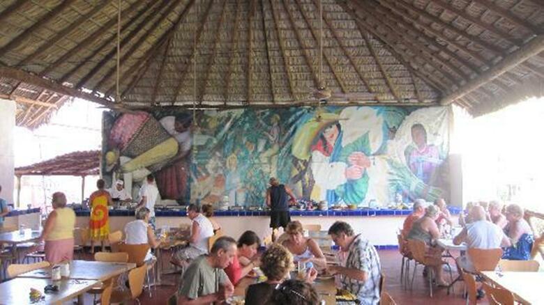 Hotel El Tropicano