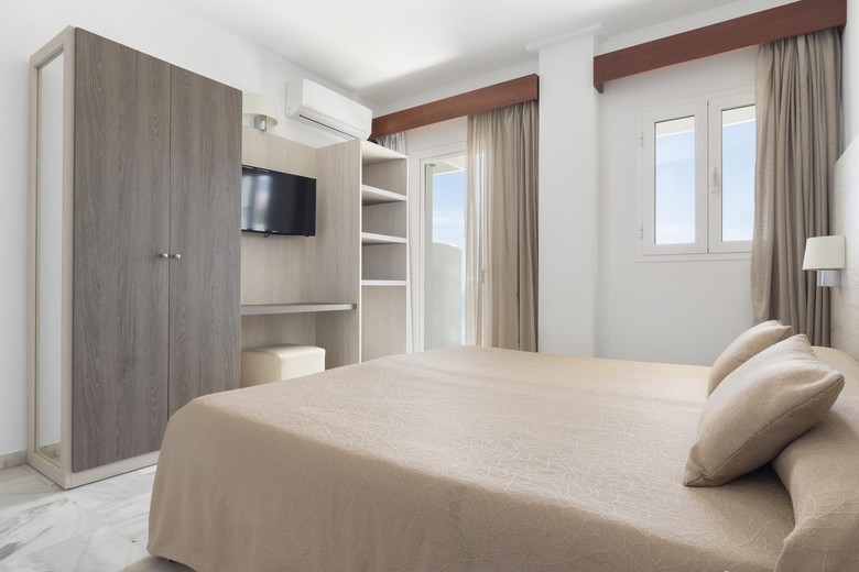 Hotel Palia La Roca