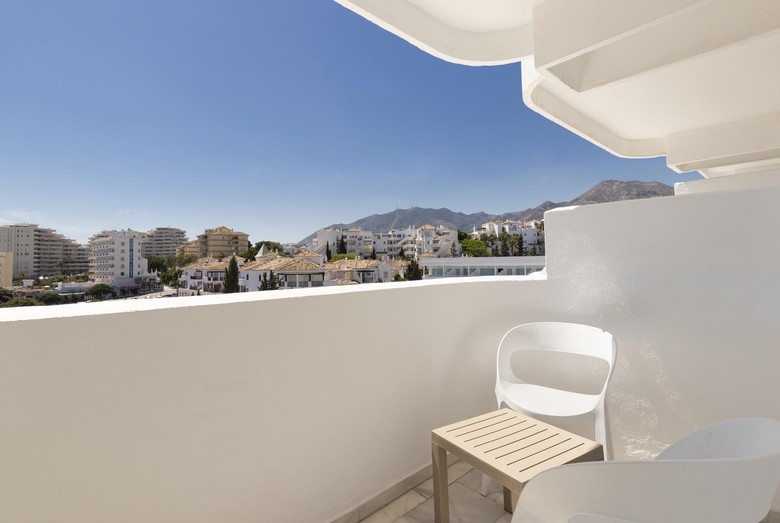 Hotel Palia La Roca