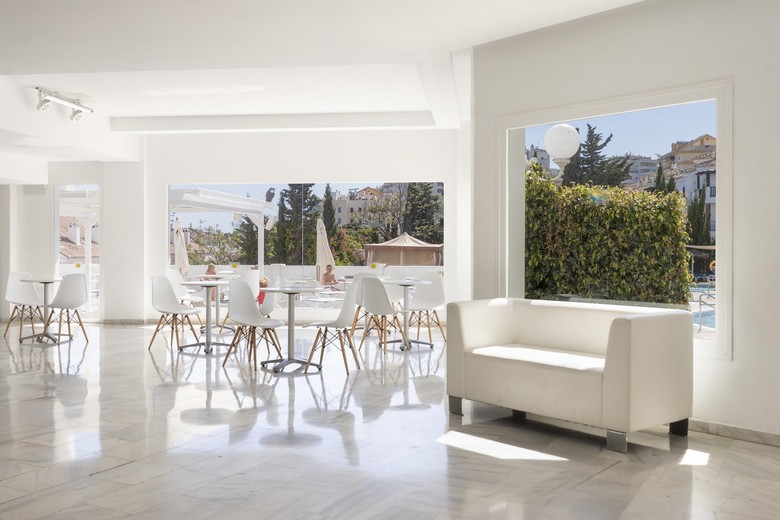 Hotel Palia La Roca
