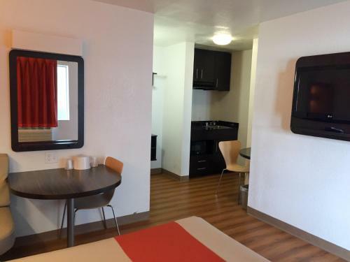 Motel 6 Ardmore