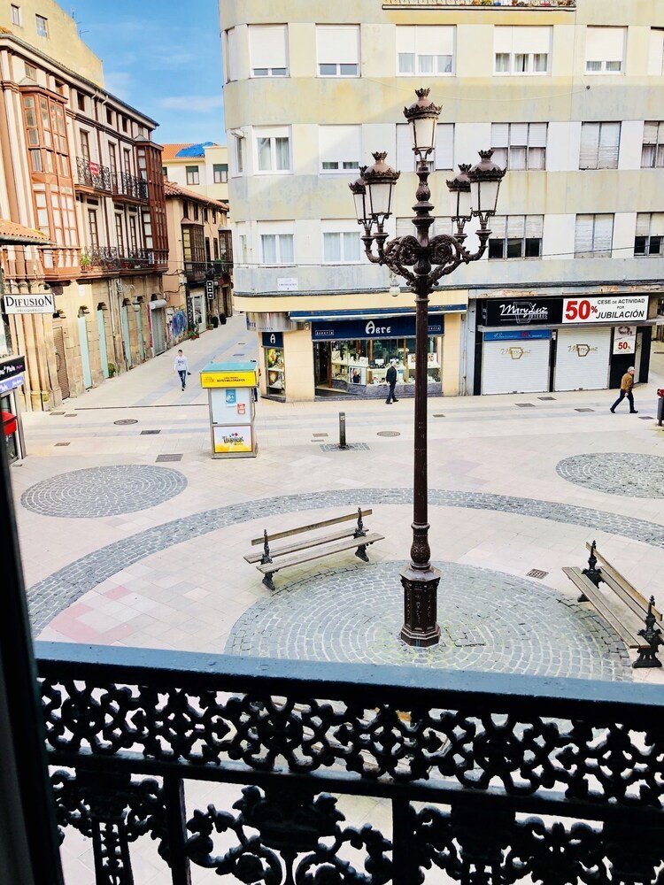 Hostal Puerta Del Sol