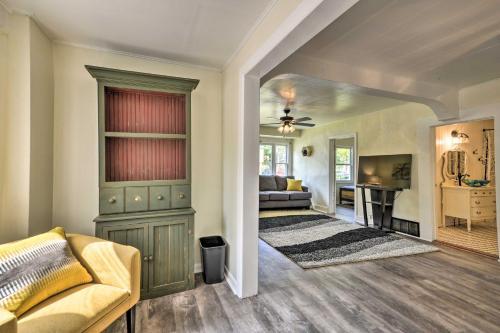 Central And Cozy Billings Home About 1 Mi To Dtwn!