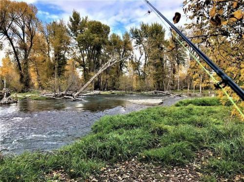 Bozeman Home Base With River Access And Firepit