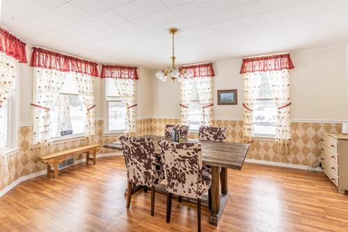 Columbia Falls Ranch Living