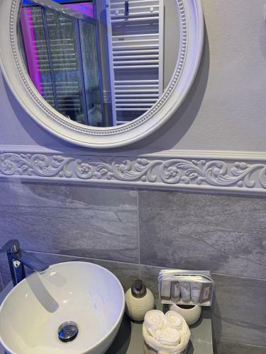 Hostal Luxury Rooms Sixty Six
