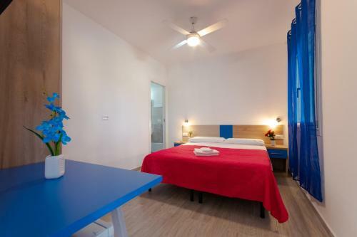 Hostal Bed & Blu