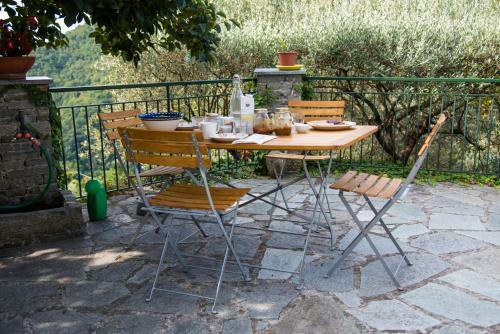 Torricella House & Garden - 010002-lt-0029