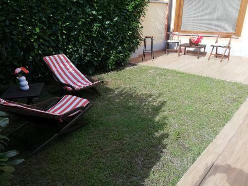 Villetta A Schiera Con Giardino Box E Posto Auto.