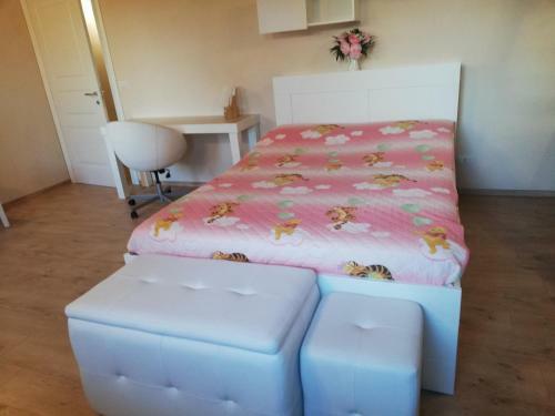 Villetta A Schiera Con Giardino Box E Posto Auto.