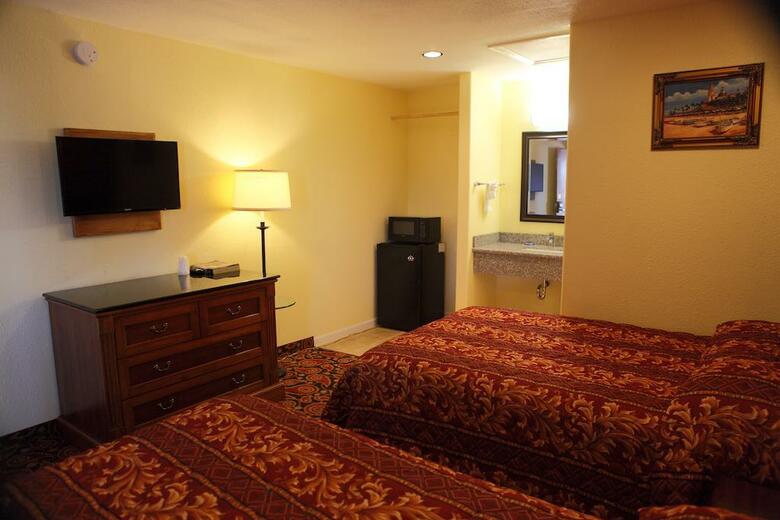 Motel Bay Breeze Inn
