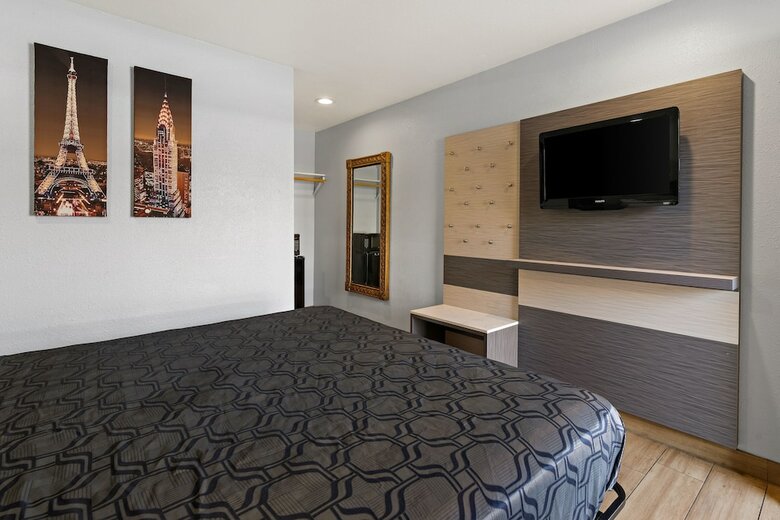 Motel Bay Breeze Inn