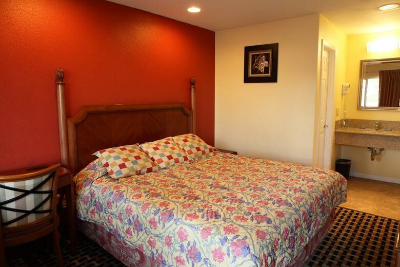 Motel Bay Breeze Inn