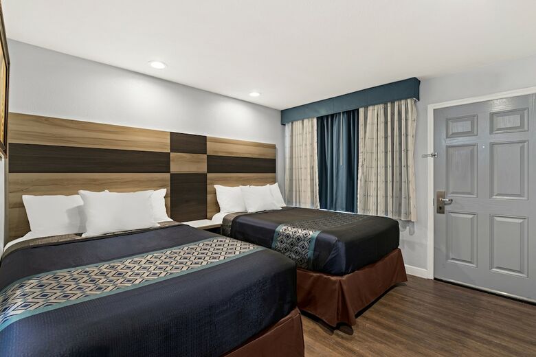 Motel Bay Breeze Inn