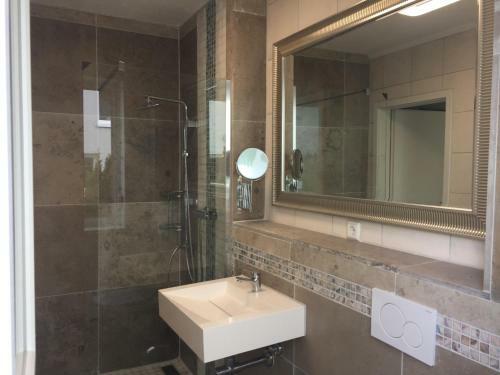 Apartamento Neues Zimmerapartment Mit Bad