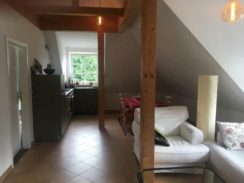 Apartamento Helle Und Ruhige Dachgeschosswohnung