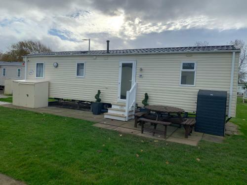 Mateos Caravan Hire