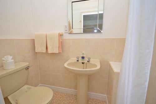 Westfield House - Characterful 7 Bedroom Townhouse