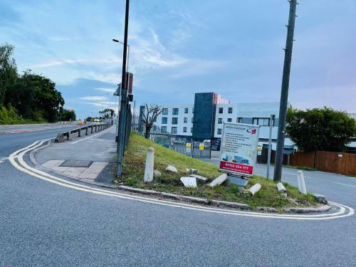 Apartamento Salt Hill Eton Windsor Heathrow 2 Bed 1 Bath Free Parking