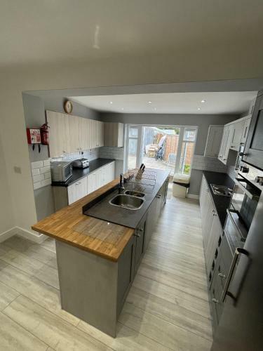 Hostal Cranmore Guest House