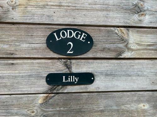Lilly Lodge, Lake Pochard