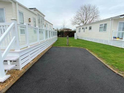 The Reeds Lodge - Pet Friendly
