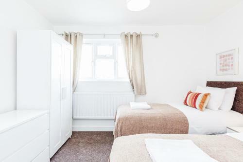 *contractor *vacation Home* -thurrock Ockendon