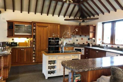 Wow! Unique And Pretty Barn With Hot Tub, Enclosed Courtyard.