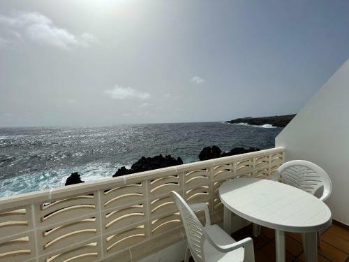Apartamento En Primera Linea Del Mar, El Hierro