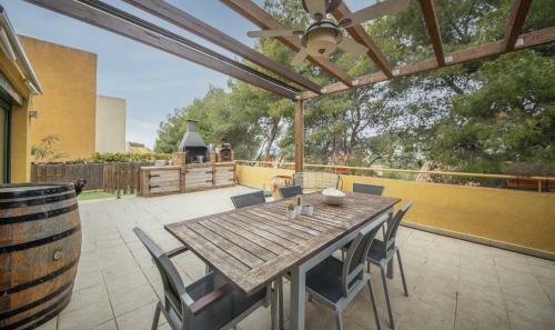 Th150 Modern House In Tamarit With Private Pool
