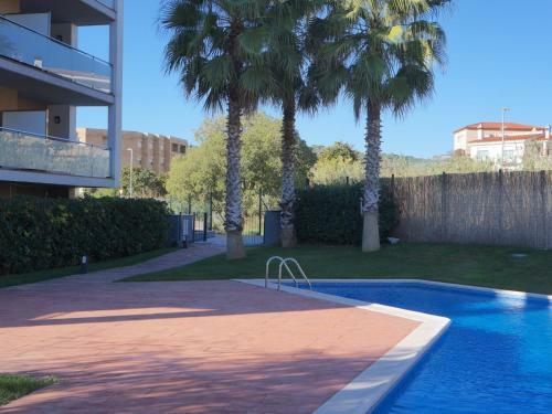 Lets Holidays Apartment Pool & Parking