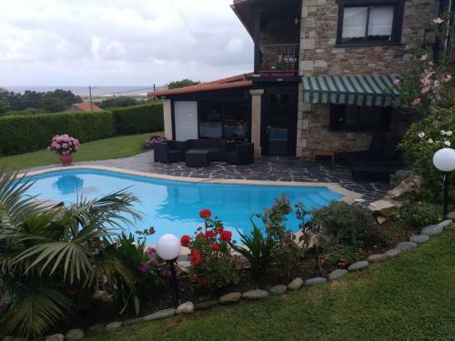 Apartment Pant�n Beach Galicia Privad Pool & Garde