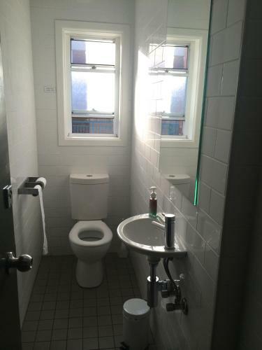 Hostal Guesthouse 83