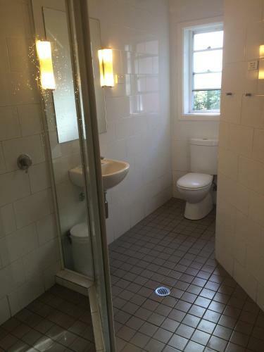 Hostal Guesthouse 83