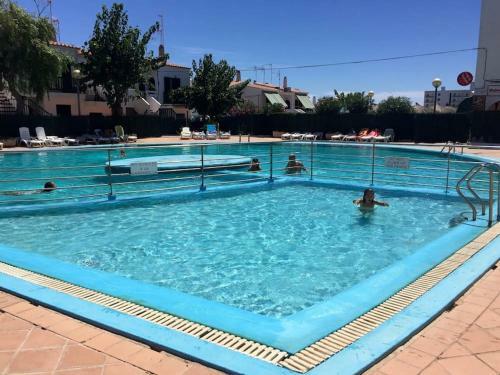 Apartamento Con Piscina Junto A La Playa - Turqueta.