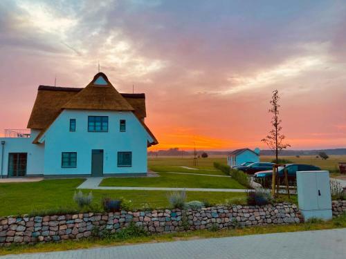 Apartamento Urlaub de Luxe Unter Reet Bach Ins