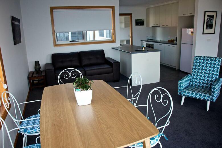 52 Main Beachfront Apartments