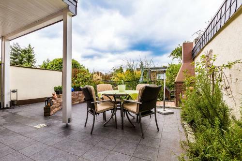 Design Apartment In K�ln Mit Terrasse