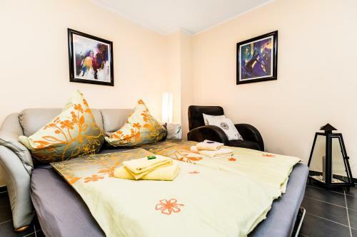 Design Apartment In K�ln Mit Terrasse