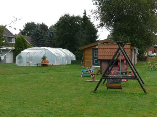 Gro�es G�stehaus