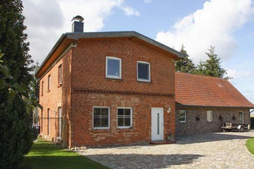 Semi-detached House Tankenhagen - Dos05182-l