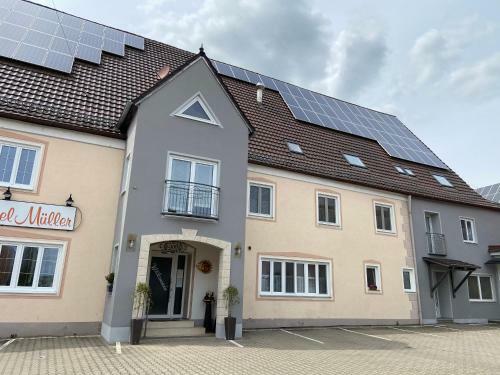 Bed & Breakfast Landhotel M�ller Im Donautal