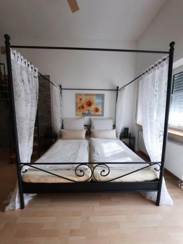 Hostal Kurpension Me�mer