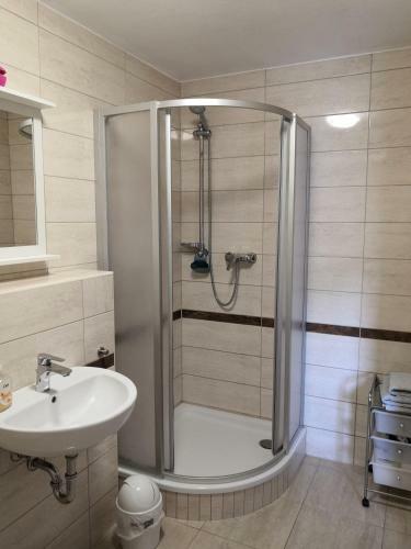 Hostal Zimmervermietung Am Holzberg