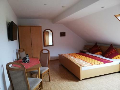 Apartamento Wein-und G�stehaus Alfons Bollig