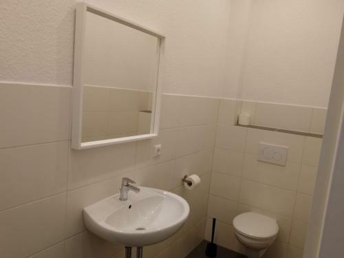M�bliertes Zimmer Mit Eigenem Bad