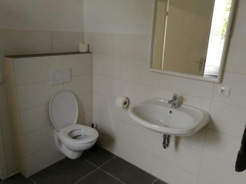 M�bliertes Zimmer Mit Eigenem Bad