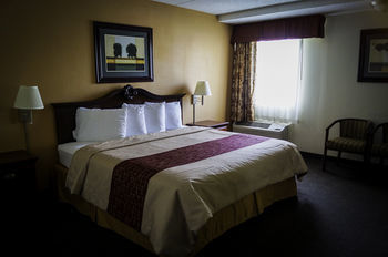 Hotel Pear Tree Inn Terre Haute