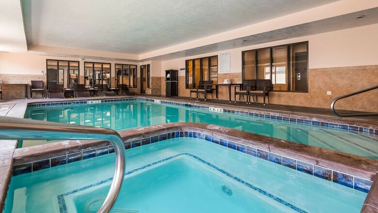 Hotel Best Western Plus Airport Inn & Suites